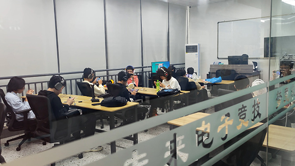梦竞未来电子竞技校园环境