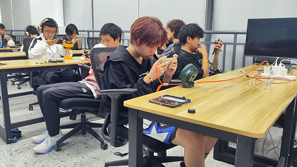 梦竞未来电子竞技校园环境
